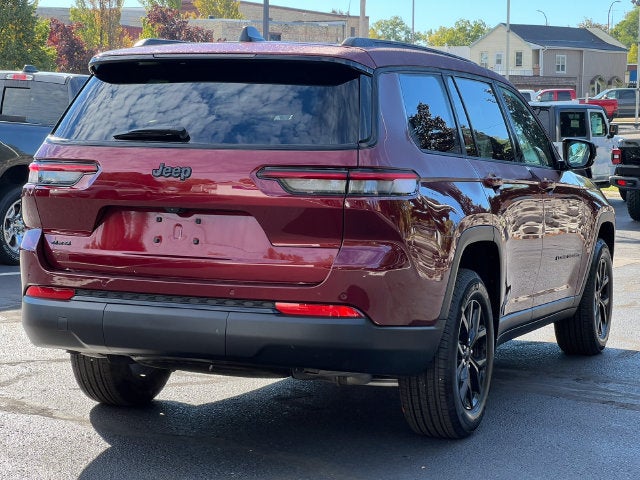 2025 Jeep Grand Cherokee L Altitude 4x4