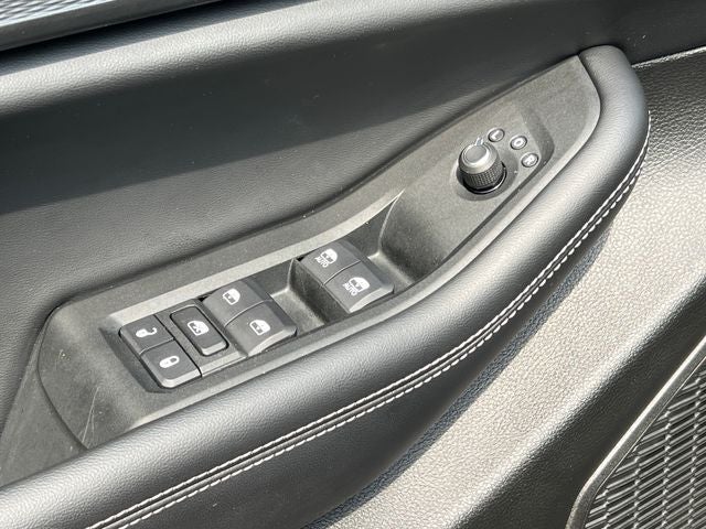 2025 Jeep Grand Cherokee L Altitude 4x4