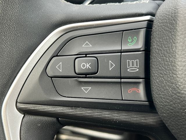 2025 Jeep Grand Cherokee L Altitude 4x4
