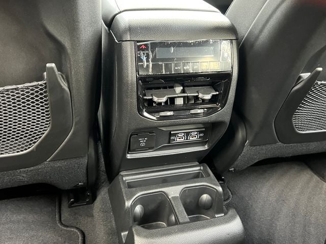 2025 Jeep Grand Cherokee L Altitude 4x4