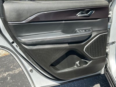 2022 Jeep Grand Cherokee L Altitude