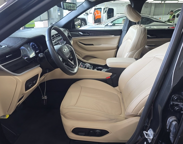 2024 Jeep Grand Cherokee L Limited 4x4