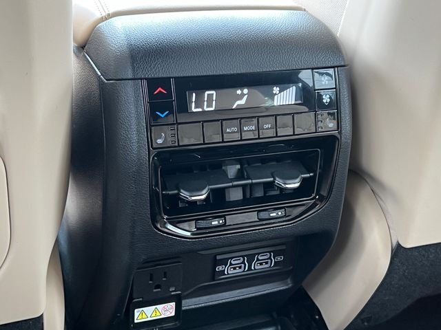 2024 Jeep Grand Cherokee L Limited 4x4