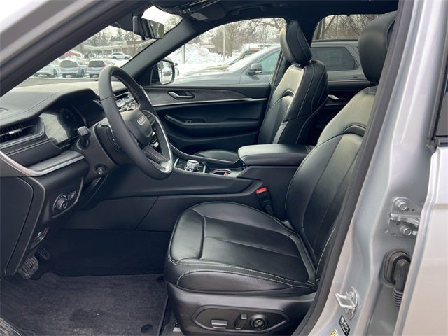 2025 Jeep Grand Cherokee L Limited 4x4