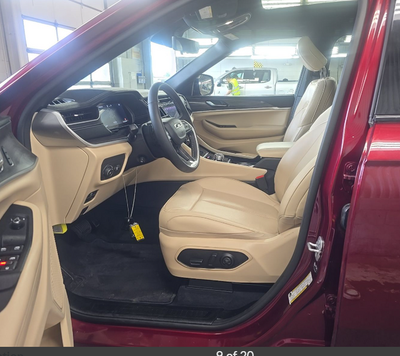 2025 Jeep Grand Cherokee L Limited 4x4