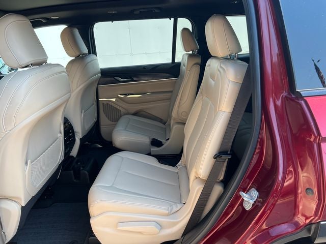 2025 Jeep Grand Cherokee L Limited 4x4