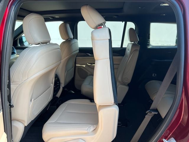 2025 Jeep Grand Cherokee L Limited 4x4
