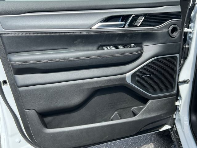 2026 Jeep Grand Wagoneer GRAND WAGONEER UPLAND 4X4