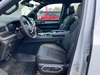 2026 Jeep Grand Wagoneer GRAND WAGONEER UPLAND 4X4