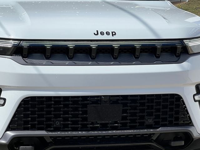 2026 Jeep Grand Wagoneer GRAND WAGONEER UPLAND 4X4