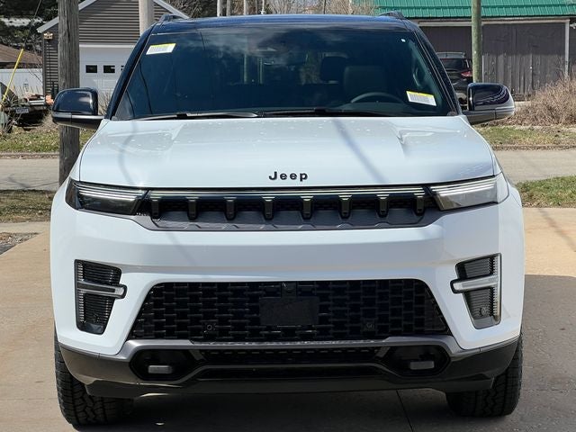 2026 Jeep Grand Wagoneer GRAND WAGONEER UPLAND 4X4