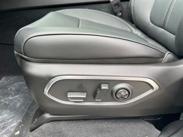 2026 Jeep Grand Wagoneer GRAND WAGONEER UPLAND 4X4