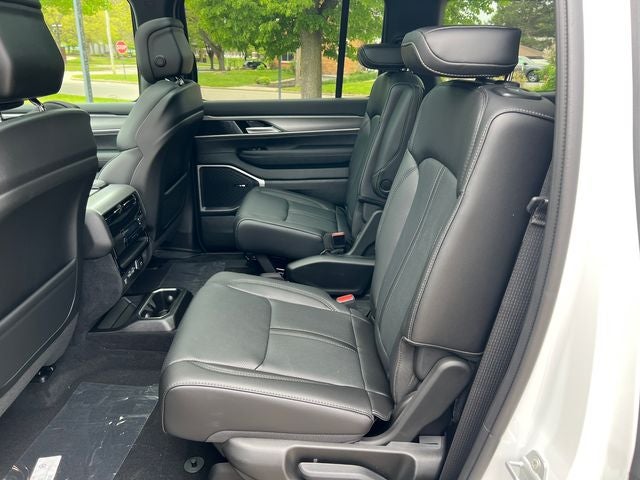 2026 Jeep Grand Wagoneer GRAND WAGONEER UPLAND 4X4