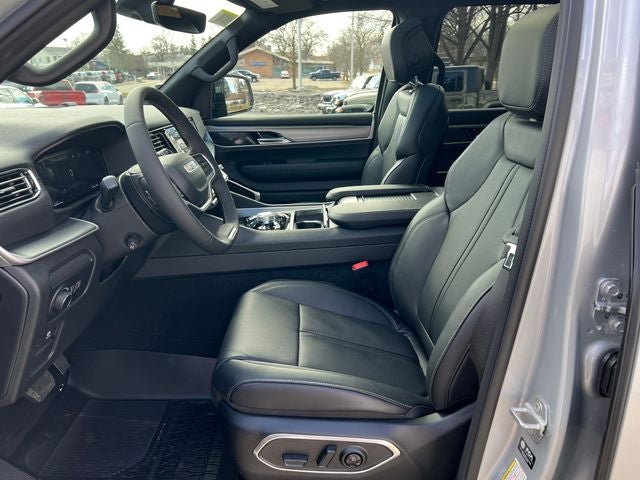 2026 Jeep Grand Wagoneer GRAND WAGONEER UPLAND 4X4