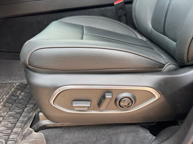 2026 Jeep Grand Wagoneer GRAND WAGONEER UPLAND 4X4