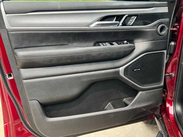 2026 Jeep Grand Wagoneer GRAND WAGONEER UPLAND 4X4
