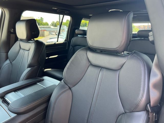 2026 Jeep Grand Wagoneer GRAND WAGONEER UPLAND 4X4