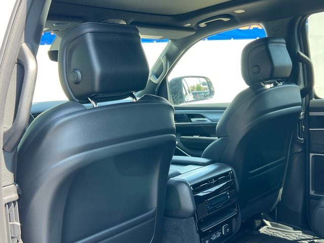2026 Jeep Grand Wagoneer GRAND WAGONEER UPLAND 4X4
