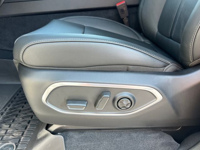 2026 Jeep Grand Wagoneer GRAND WAGONEER UPLAND 4X4