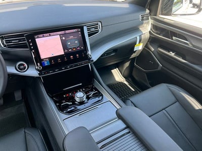 2026 Jeep Grand Wagoneer GRAND WAGONEER UPLAND 4X4