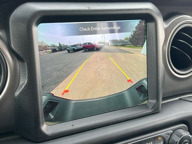 2023 Jeep Gladiator Willys 4x4