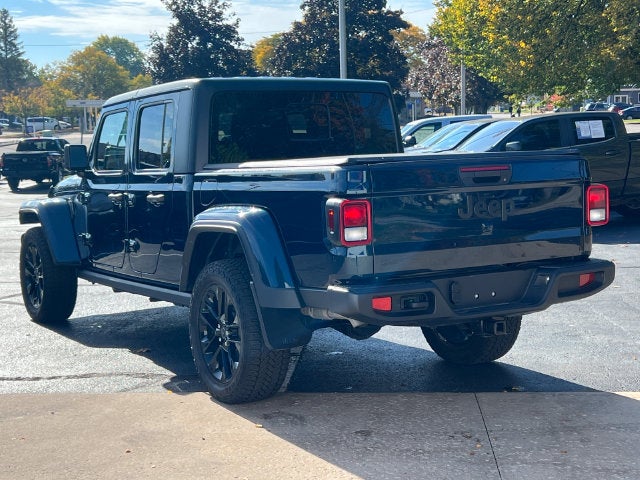 2025 Jeep Gladiator Nighthawk