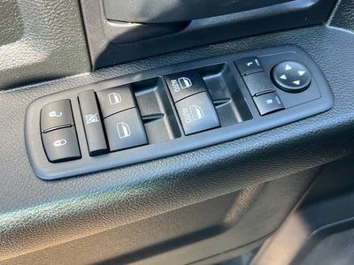 2018 RAM 1500 Express Quad Cab 4x4 6'4' Box