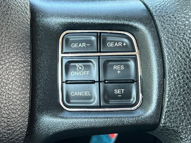 2018 RAM 1500 Express Quad Cab 4x4 6'4' Box