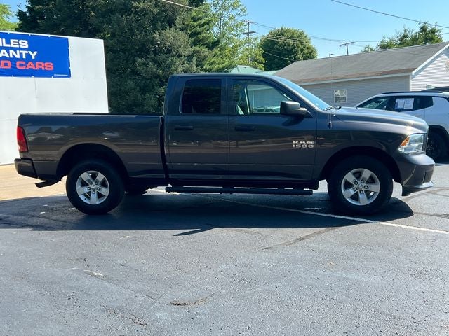 2018 RAM 1500 Express Quad Cab 4x4 6'4' Box