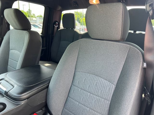 2021 RAM 1500 Classic Warlock Quad Cab 4x4 6'4' Box