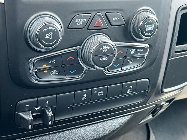 2021 RAM 1500 Classic Warlock Quad Cab 4x4 6'4' Box