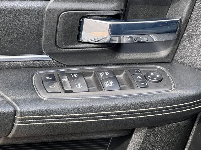 2021 RAM 1500 Classic SLT