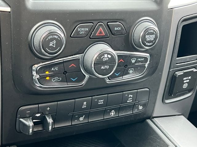 2021 RAM 1500 Classic SLT