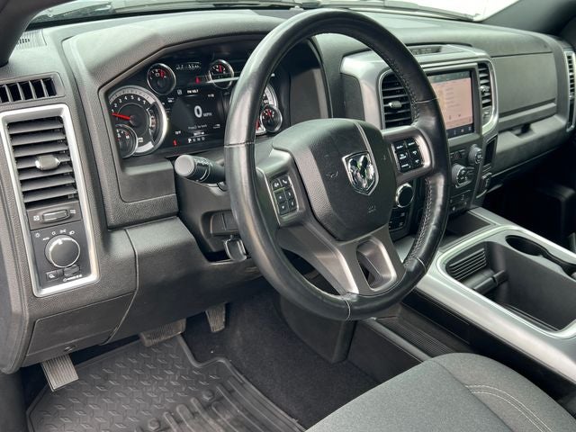 2024 RAM 1500 Classic Warlock Crew Cab 4x4 5'7' Box