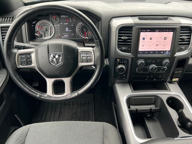 2024 RAM 1500 Classic Warlock Crew Cab 4x4 5'7' Box