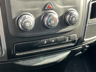 2024 RAM 1500 Classic Warlock Crew Cab 4x4 5'7' Box