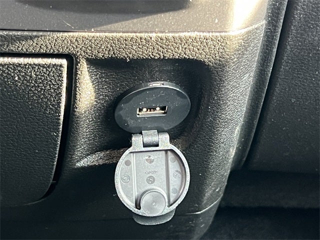 2024 RAM 1500 Classic Warlock Crew Cab 4x4 5'7' Box