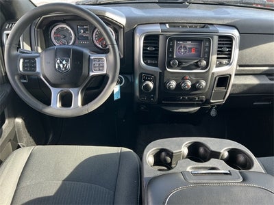 2024 RAM 1500 Classic Warlock Crew Cab 4x4 5'7' Box