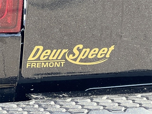 2024 RAM 1500 Classic Warlock Crew Cab 4x4 5'7' Box