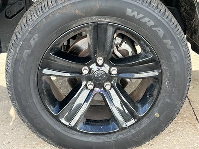 2024 RAM 1500 Classic Warlock Crew Cab 4x4 5'7' Box