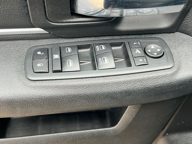 2021 RAM 1500 Classic SLT