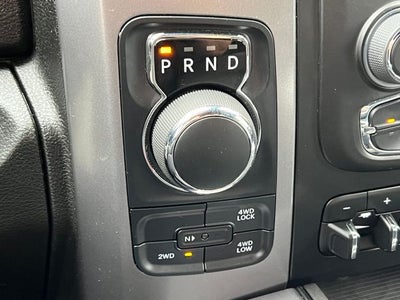 2024 RAM 1500 Classic Warlock Crew Cab 4x4 5'7' Box
