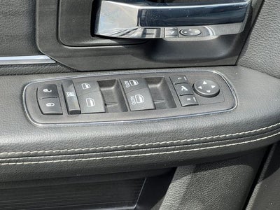 2024 RAM 1500 Classic Warlock Crew Cab 4x4 5'7' Box