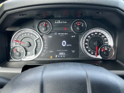 2024 RAM 1500 Classic Warlock Crew Cab 4x4 5'7' Box