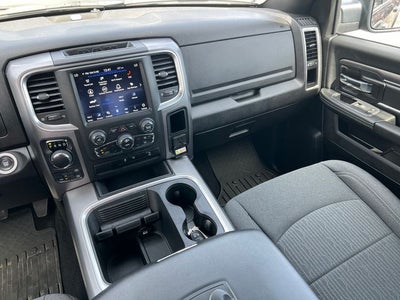 2024 RAM 1500 Classic Warlock Crew Cab 4x4 5'7' Box