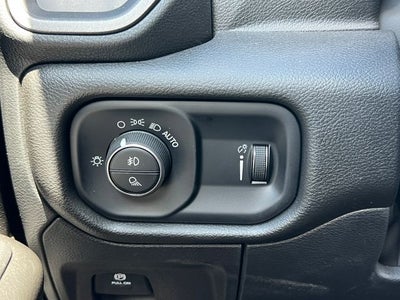 2025 RAM 1500 Tradesman Quad Cab 4x4 6'4' Box