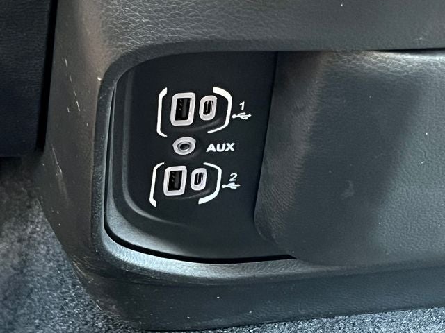 2025 RAM 1500 Tradesman Quad Cab 4x4 6'4' Box
