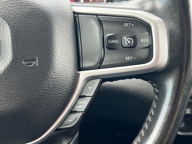 2020 RAM 1500 Big Horn Crew Cab 4x4 5'7' Box
