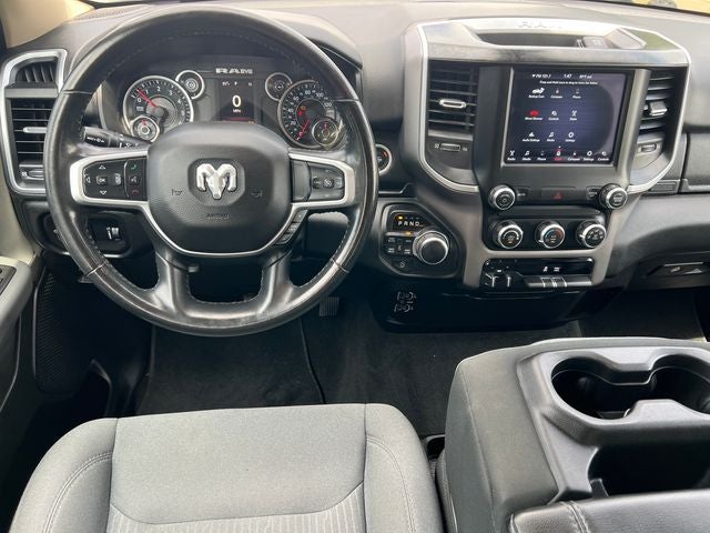 2020 RAM 1500 Big Horn Crew Cab 4x4 5'7' Box