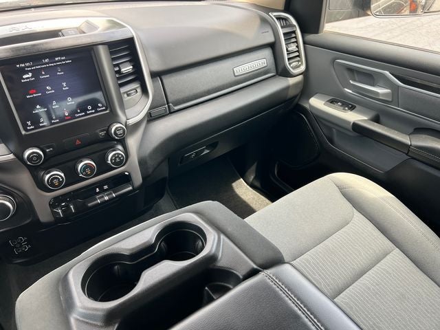 2020 RAM 1500 Big Horn Crew Cab 4x4 5'7' Box